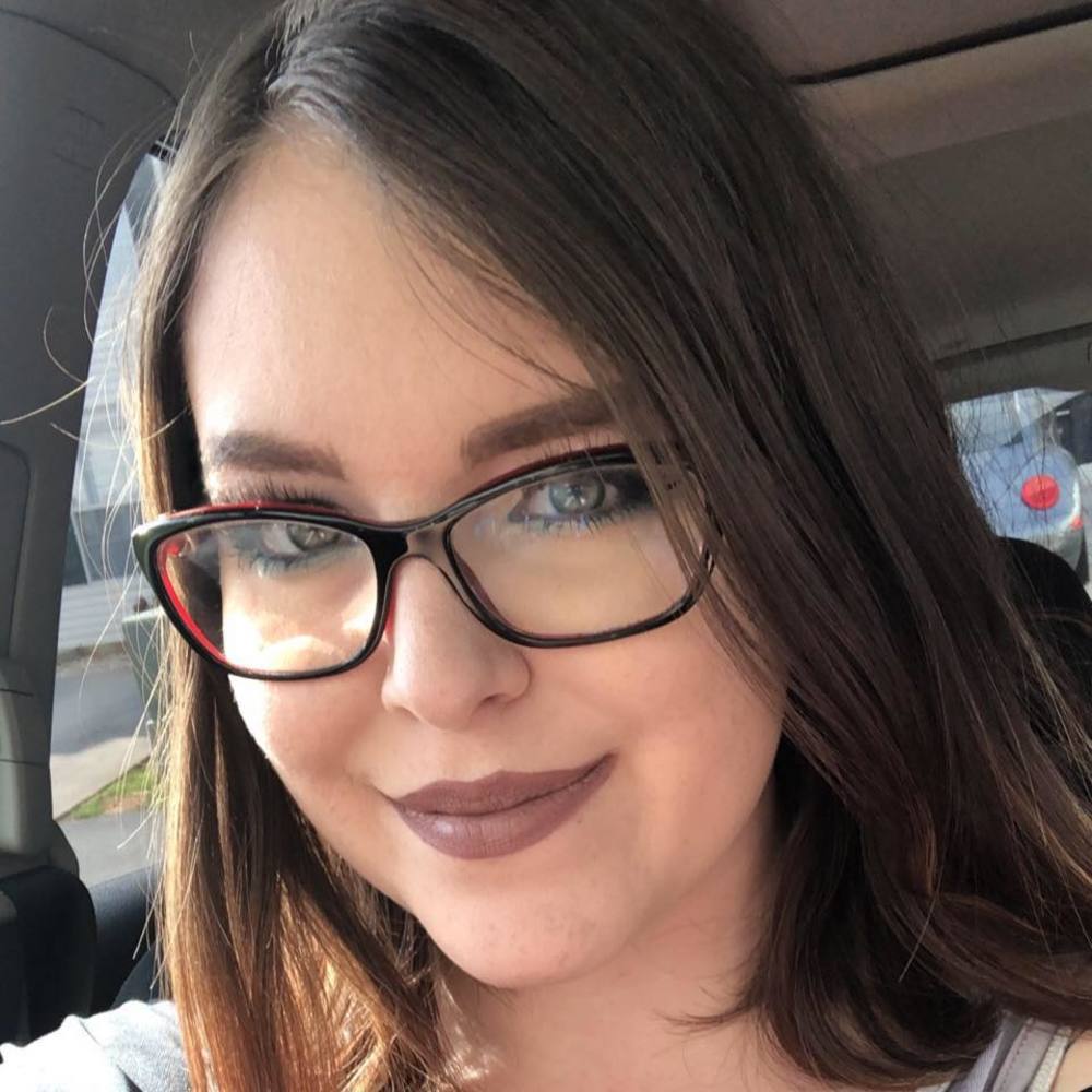 Meet your Posher, Jessica
